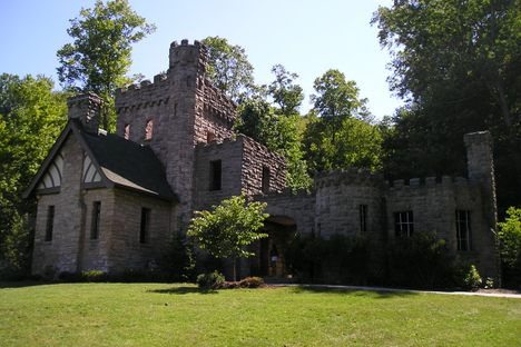 Squire's Castle in 2006