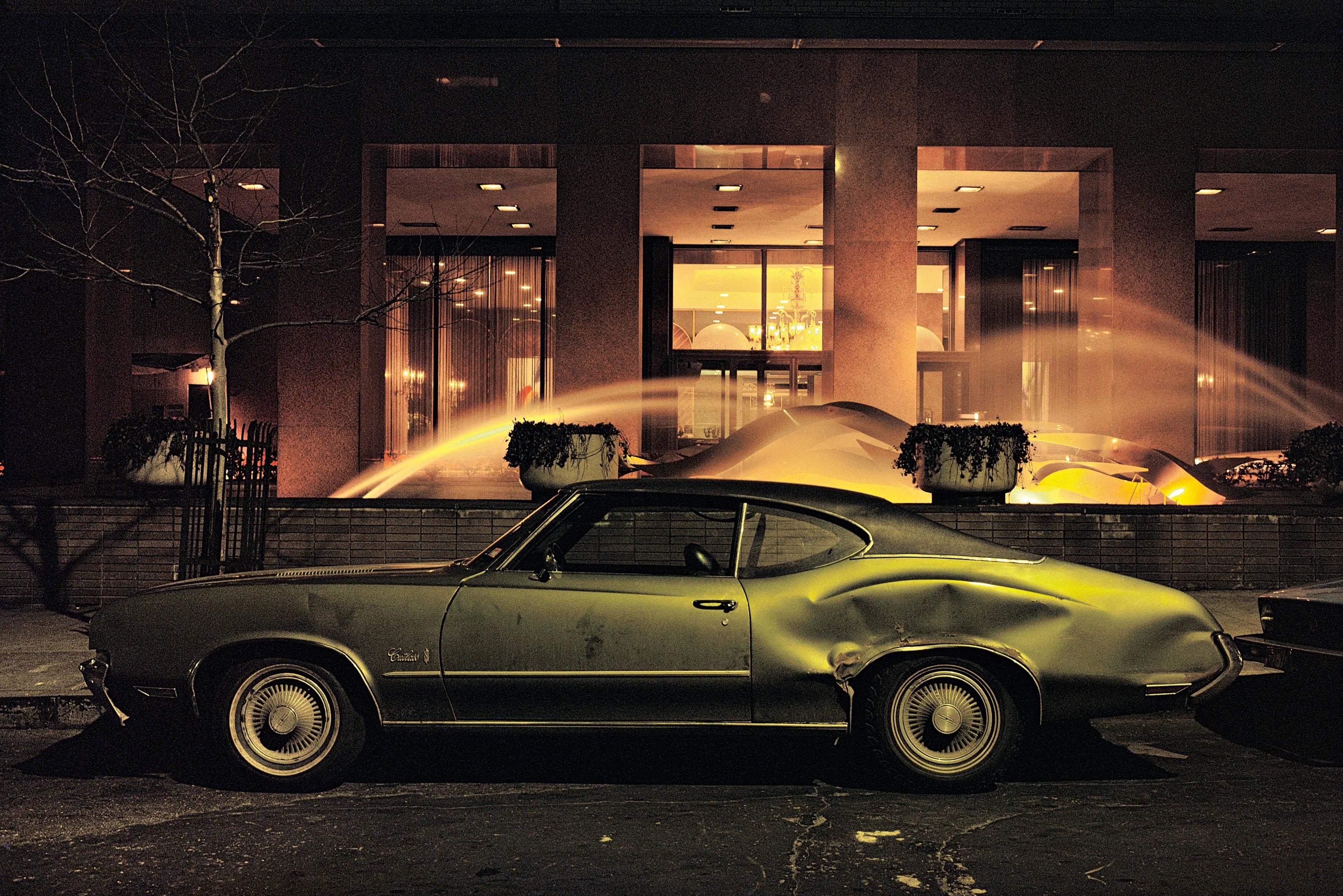 York car. Нью Йорк 70х автомобили. Нью Йорк машины 1970. Langdon Clay, cars - NYC 1974-1976. Нью Йорк 70х ночь.