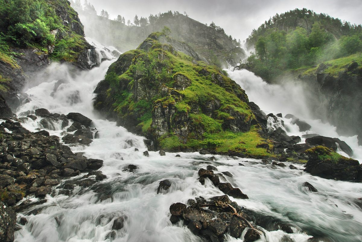 This twin waterfall in Hardangervidda, Norway, is prime fossegrim habitat.