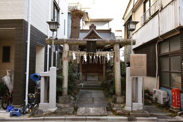 Jinnai Shrine