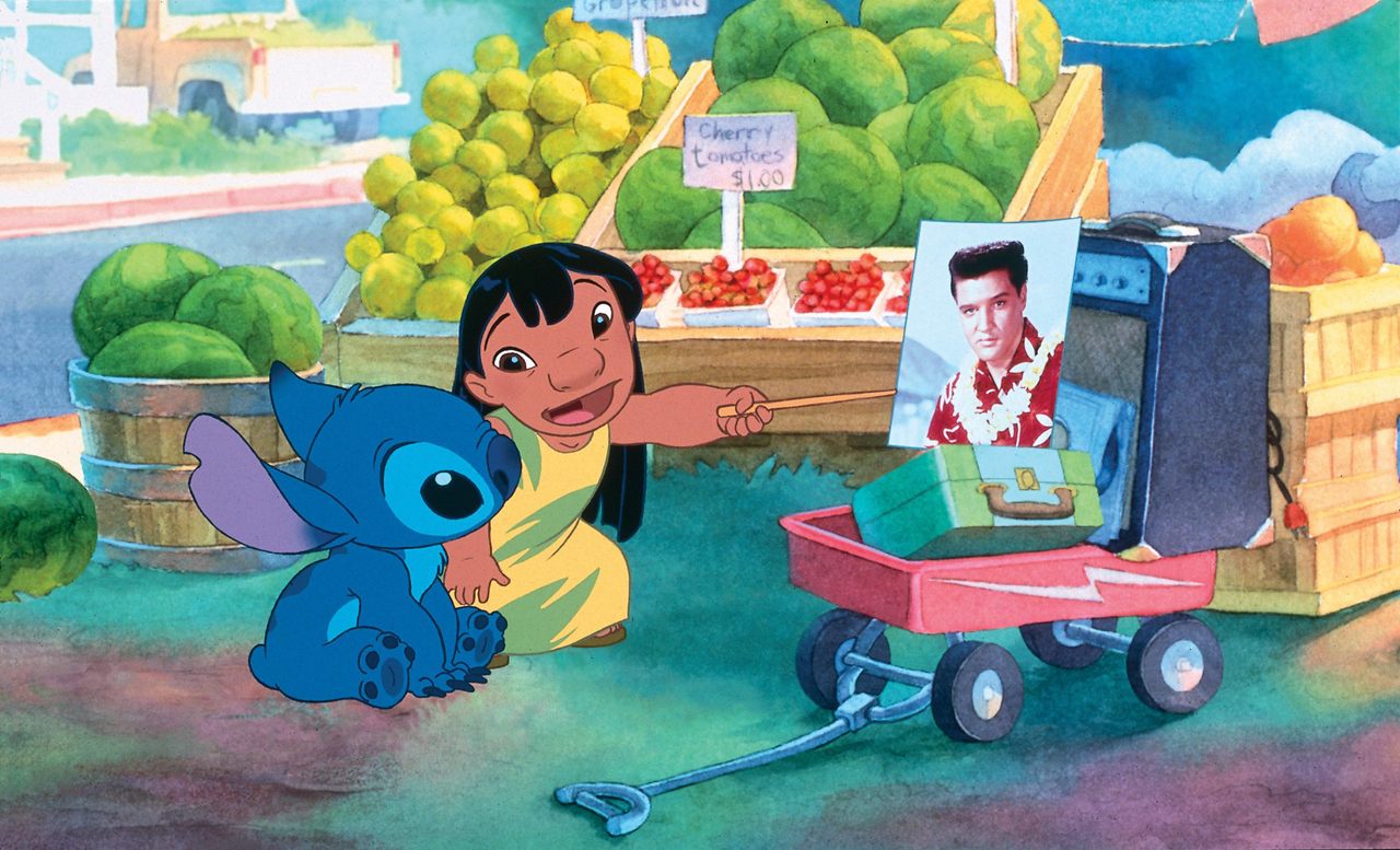 Lilo gives Stitch an essential Hawaiian history lesson. 