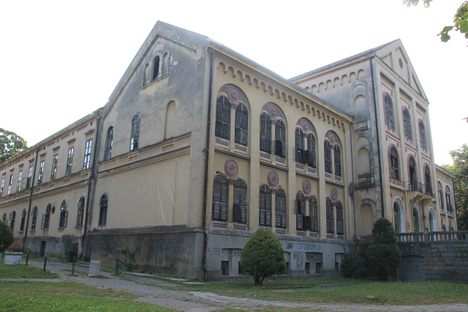 Staro Zdanje