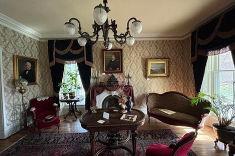 The Baldwin-Reynolds House Museum displays artifacts from its history of important inhabitants. 