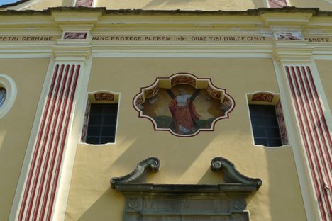 Mioglia, Church of Saint Andrew the Apostle, Facade