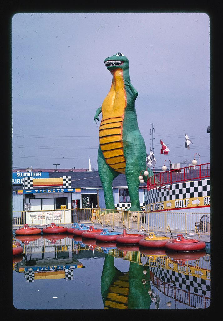 <em>Rebel Yell Raceway, dinosaur statue, Route 441</em>, Tennessee, 1992.