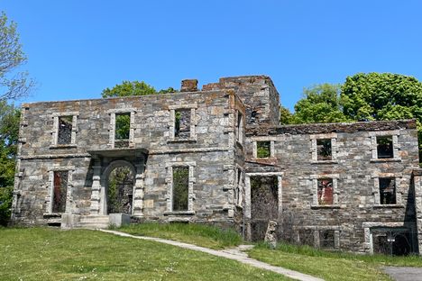 Goddard Mansion