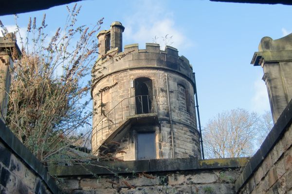 The New Calton Burial Ground watchtower.