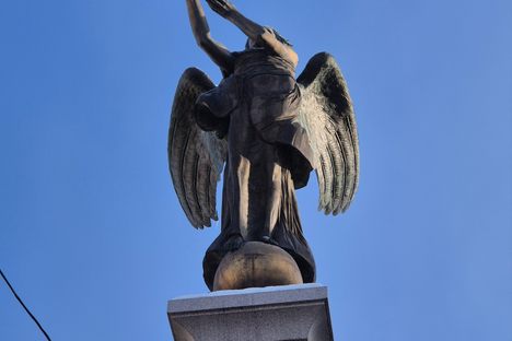Angel with its horn