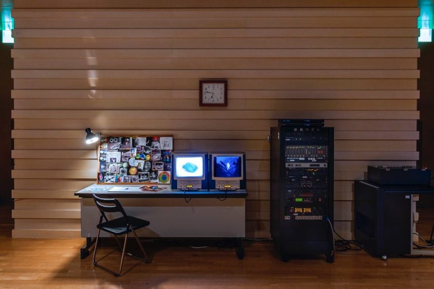 Akitoshi's workspace, "re"created inside the museum. "There is a wall clock set up on lunar time," Rubio says. "You can really tell he's up to the task of going there."