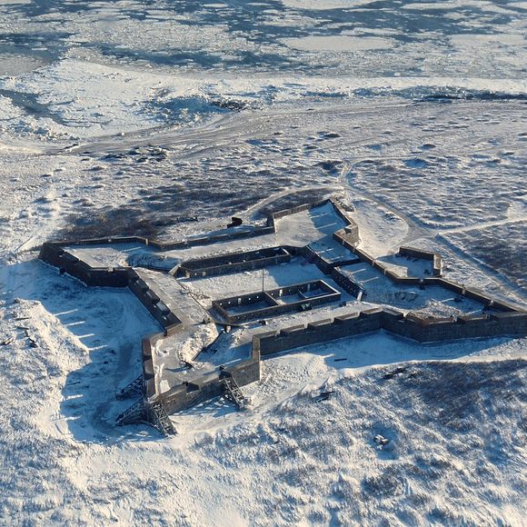 Hudson bay deals g star