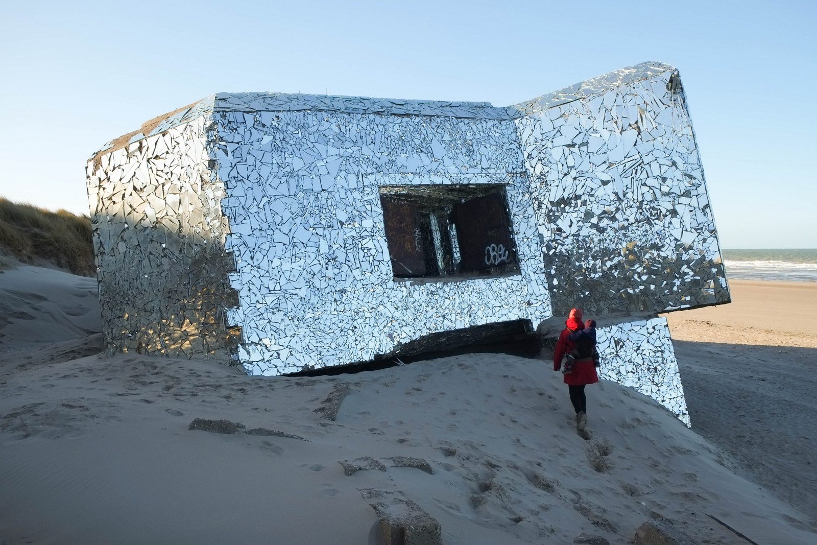 A Leffrinckoucke bunker, covered in mirrors.