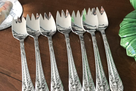 A collector's set of ice cream forks.