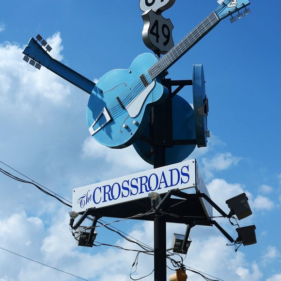 Clarksdale Crossroads – Clarksdale, Mississippi - Atlas Obscura