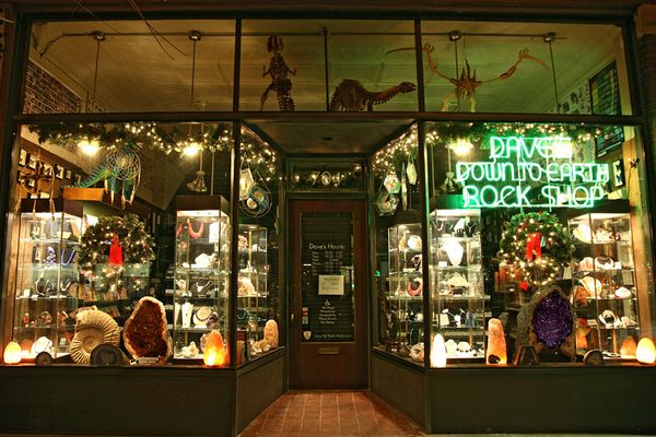 The front of the store. (Dave's Down to Earth Rock Shop)