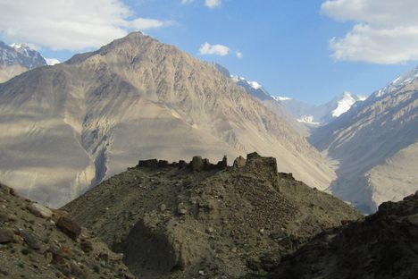 Landscape surrounding Yamchun Fort.
