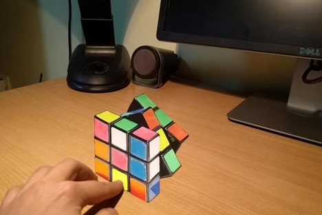 This Artist's Deceptive Drawings Seem to Move Between Dimensions