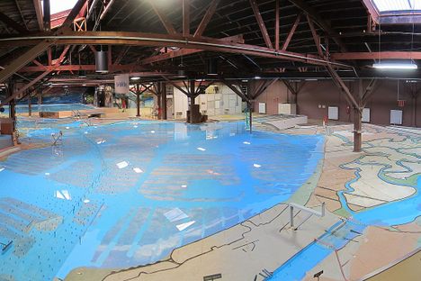 The Bay model.