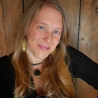 Profile image for Leigh Ann Henion