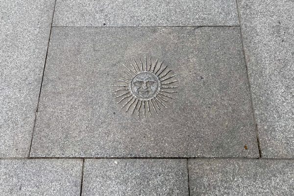 The Sun on The Floor of La Puerta del Sol