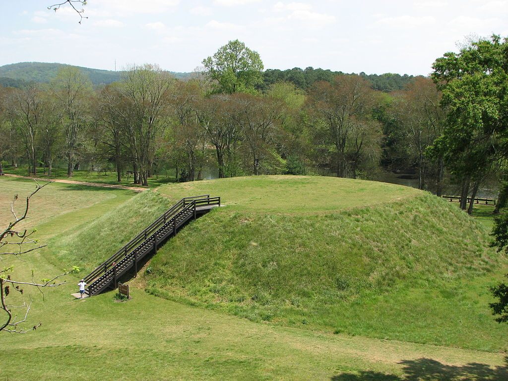 Random Mounds Etowah Indian Mounds - Atlas Obscura