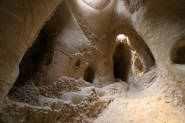 Ra Paulette's Hand-Carved Caves