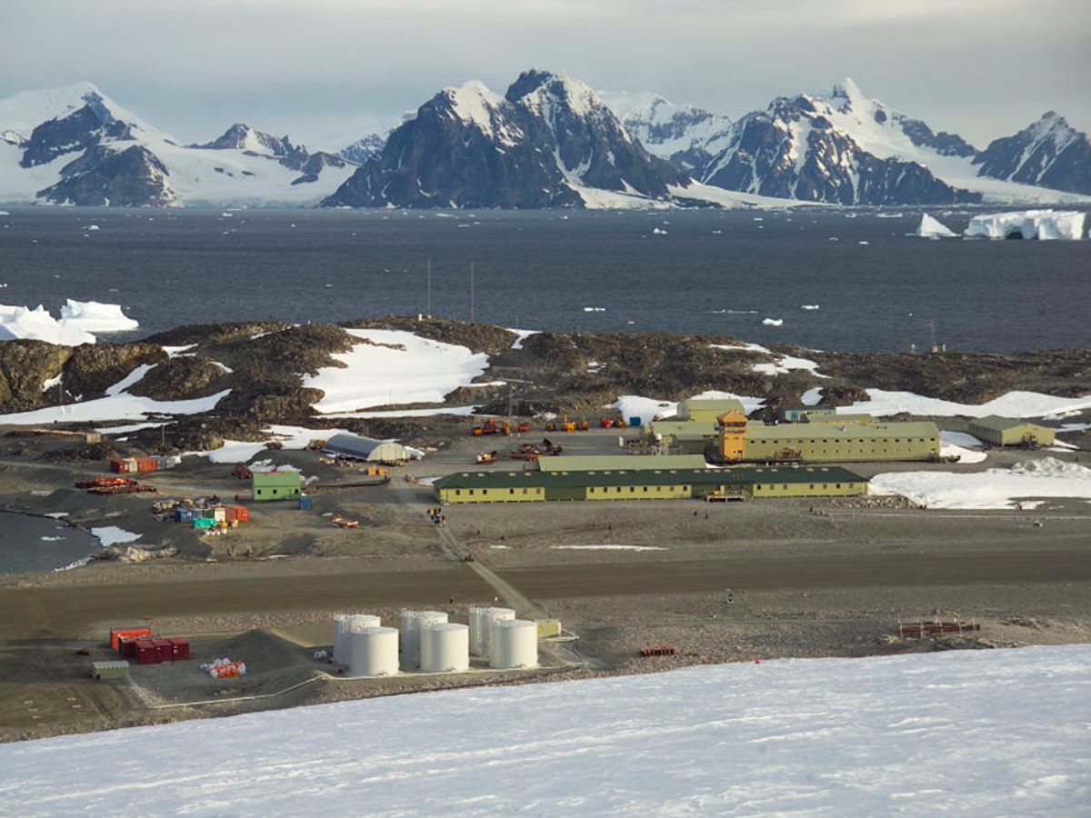 Some members of the British Antarctic Survey developed the beginnings of a shared accent.