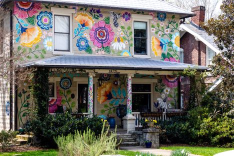 Follow a trail by ArtWalks CLT and discover frescoes, murals, sculptures, and even a painted house, throughout Charlotte.