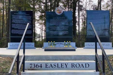 Lynyrd Skynyrd Memorial, Gillsburg, MS