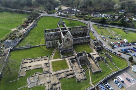 Tintern Abbey 