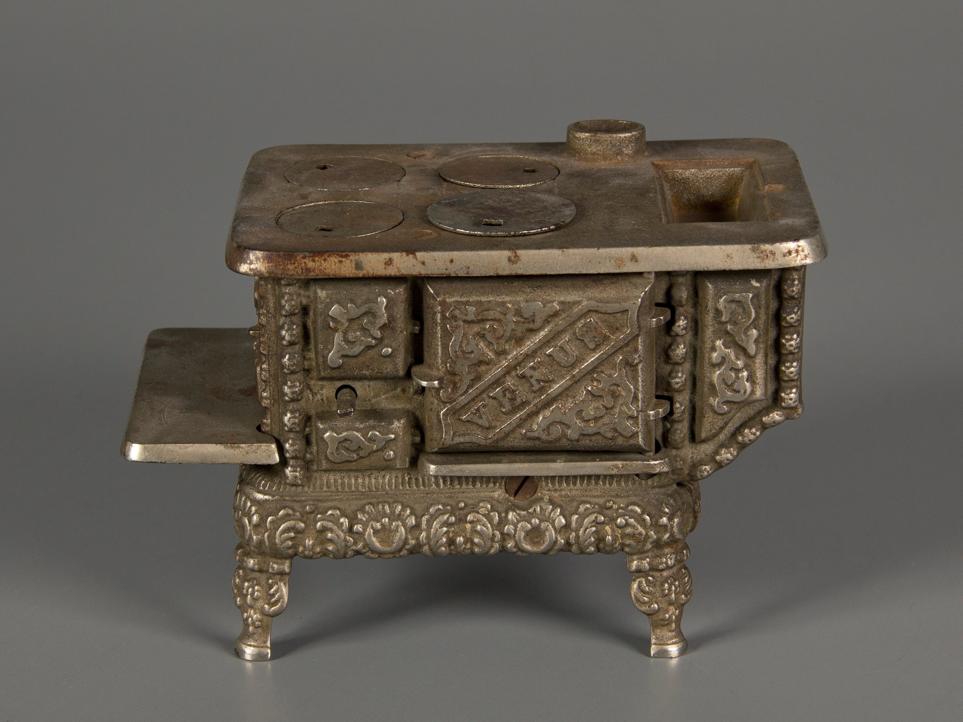 Lot - Child's Cast Iron Stove