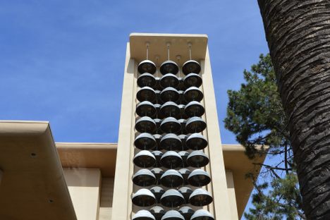 Fashion Island Wind Chimes