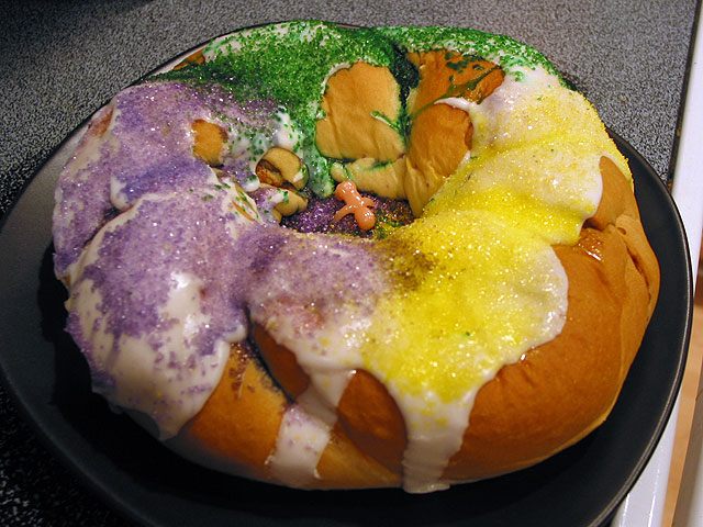 Mardi Gras Monkey Bread - Spicy Southern Kitchen