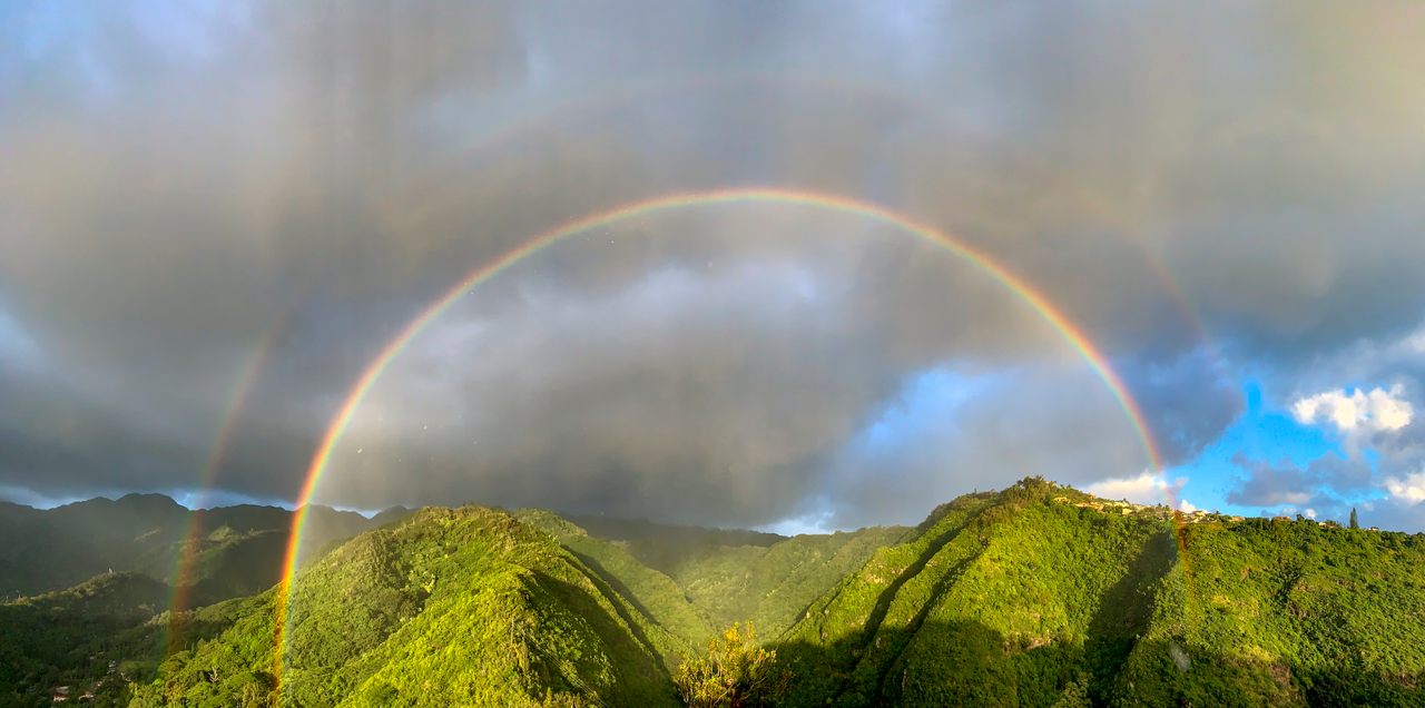 Hawaiʻi has excellent conditions for frequent, intense, long-lasting rainbows. 