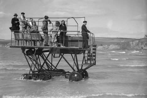 The sea tractor in 1935.