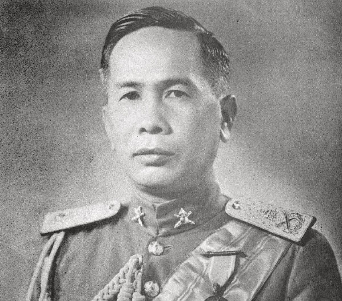 Plaek Phibunsongkhram, decked out in medals circa the 1940s.