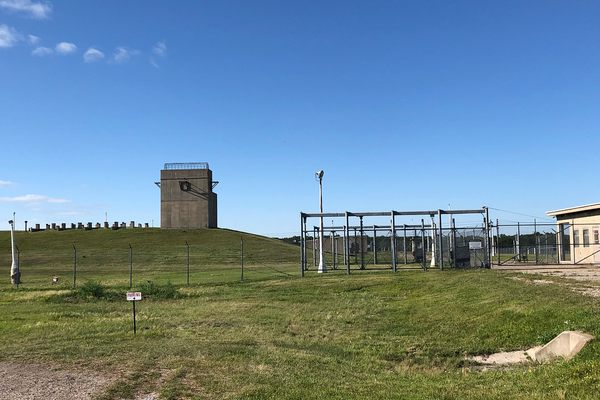 They probably didn’t have to worry about trespassing—that’s pretty uninviting.