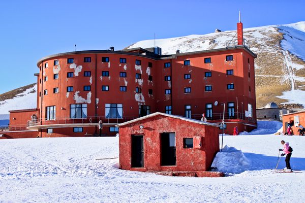 The hotel as it looks today. 