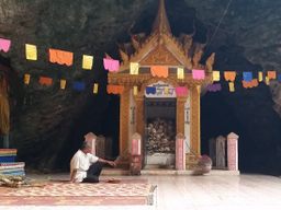 Phnom Sampeau Killing Cave