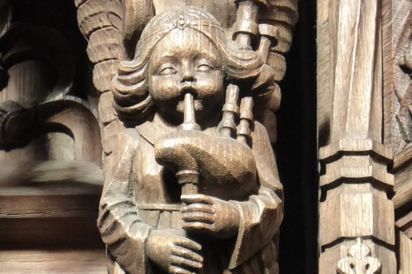  Angel playing bagpipes in the Thistle Chapel.