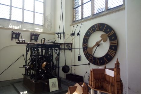 Hooglandse Kerk clock