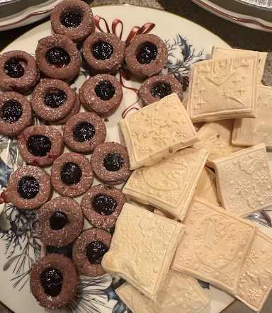 On the left, our blackberry jam cookies made with grape-seed flour.