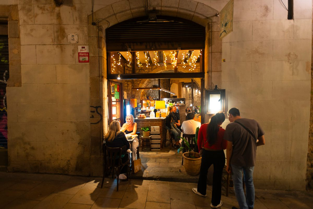 Swing by L'antic Bocoi del Gòtic for a <em>coca</em>, a type of Catalan flatbread.