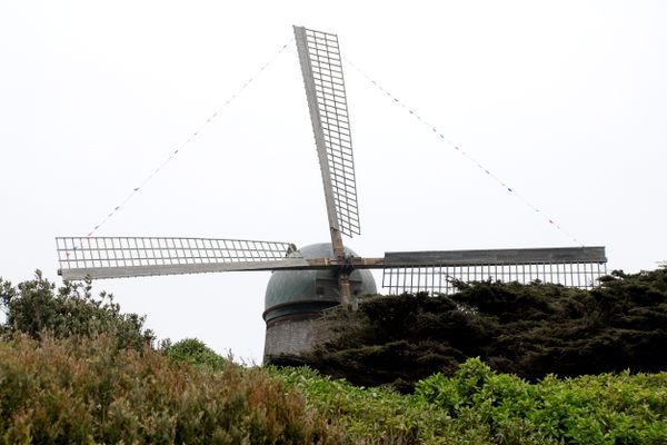Dutch (North) Windmill from the beach.