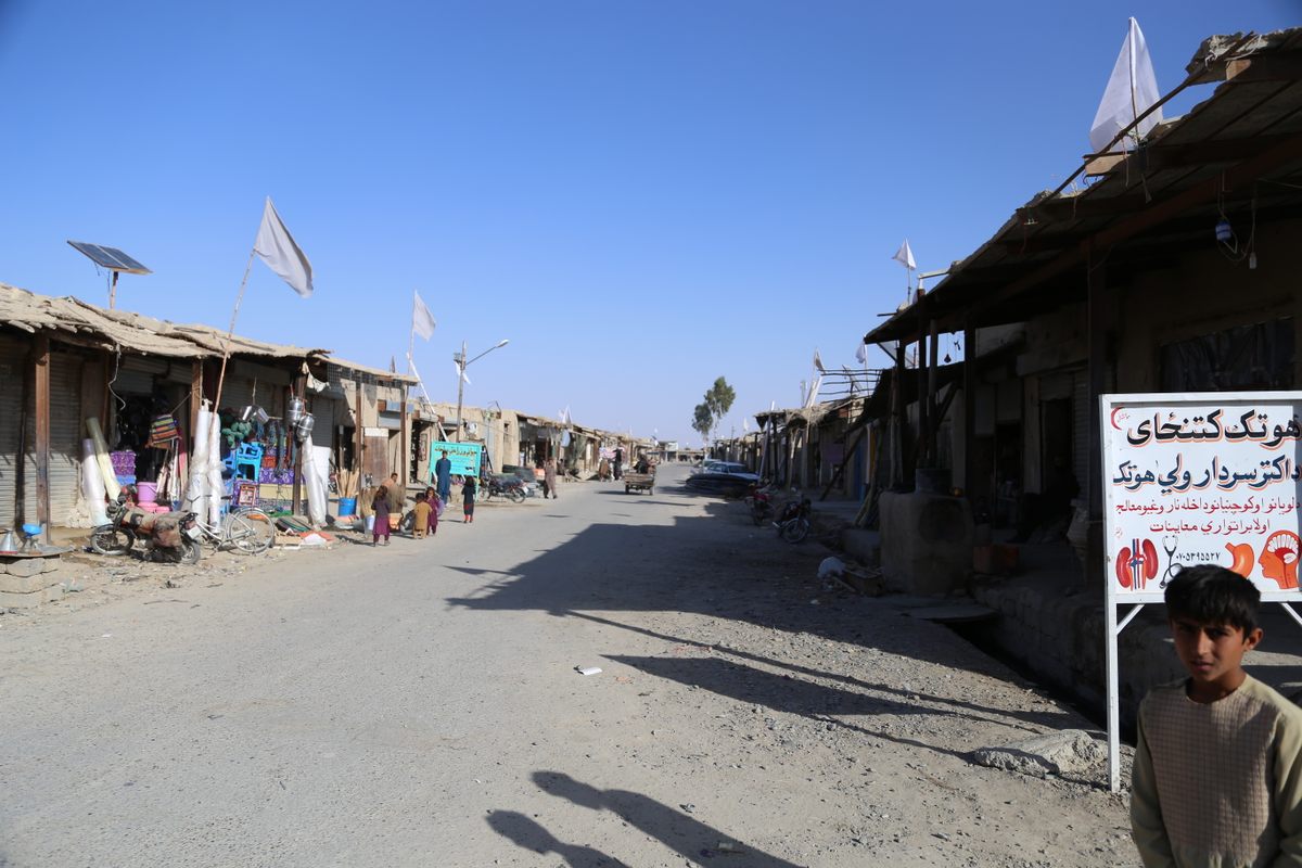 Conflict eased following the withdrawal of U.S. troops in 2020 and 2021, and the Taliban resumed control of the country. Commercial activity then began to return to the town of Amir Agha.