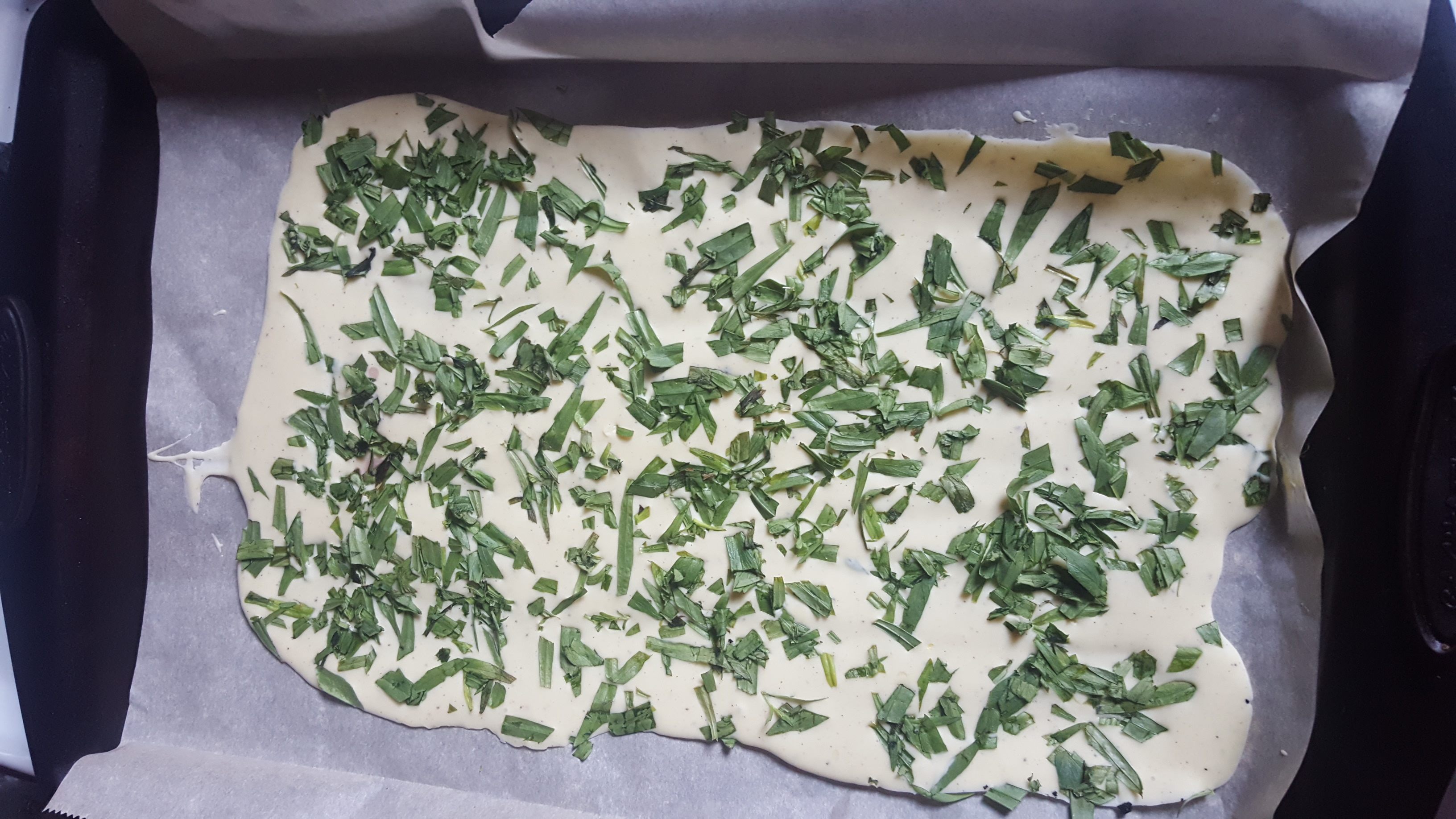 Tarragon-white chocolate, ready to cool.