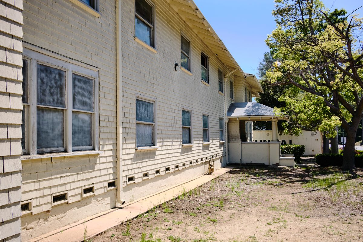 In addition to the cottages, Barlow had dormitory-style accommodations.