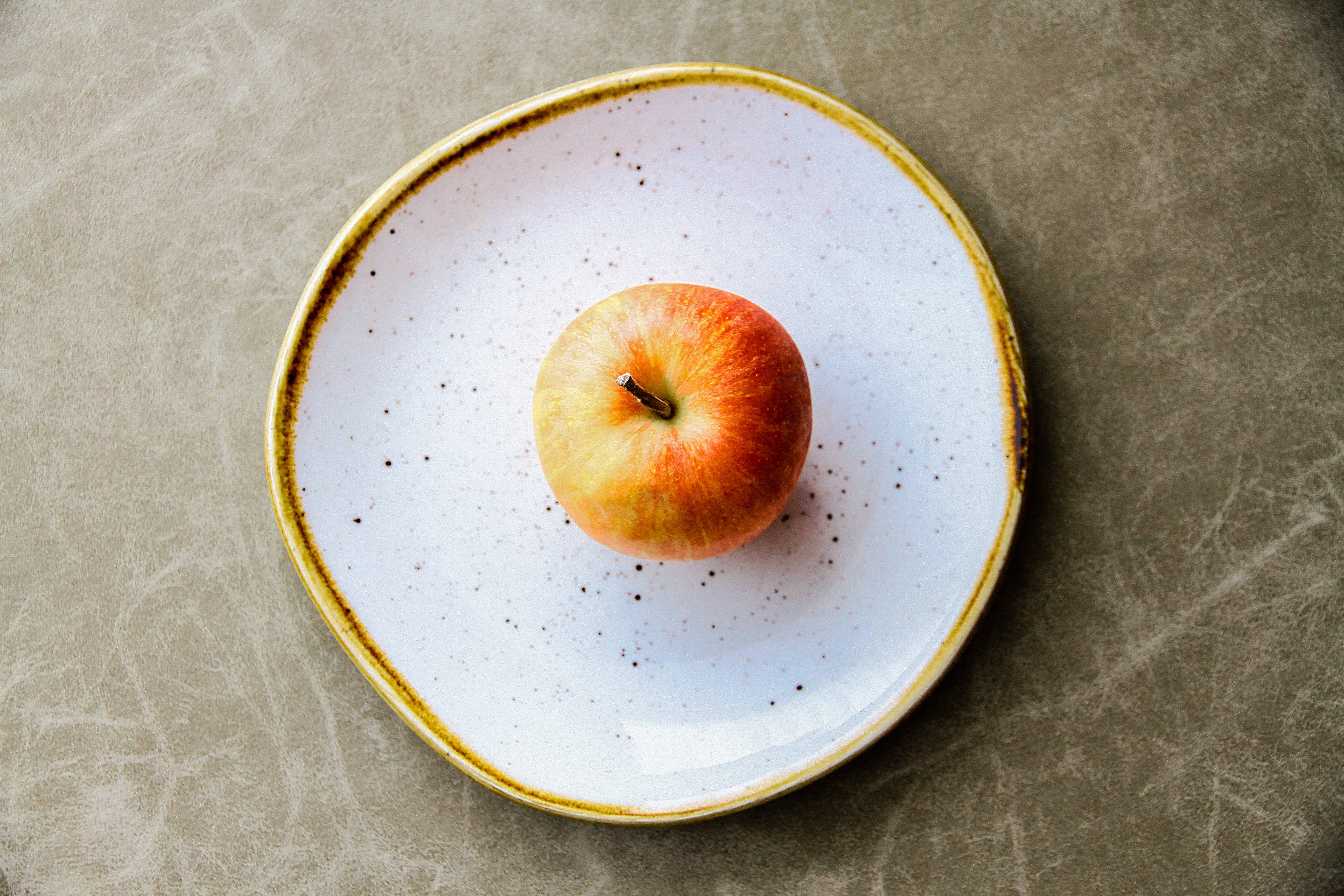 Every Apple You Eat Took Years and Years to Make - Gastro Obscura