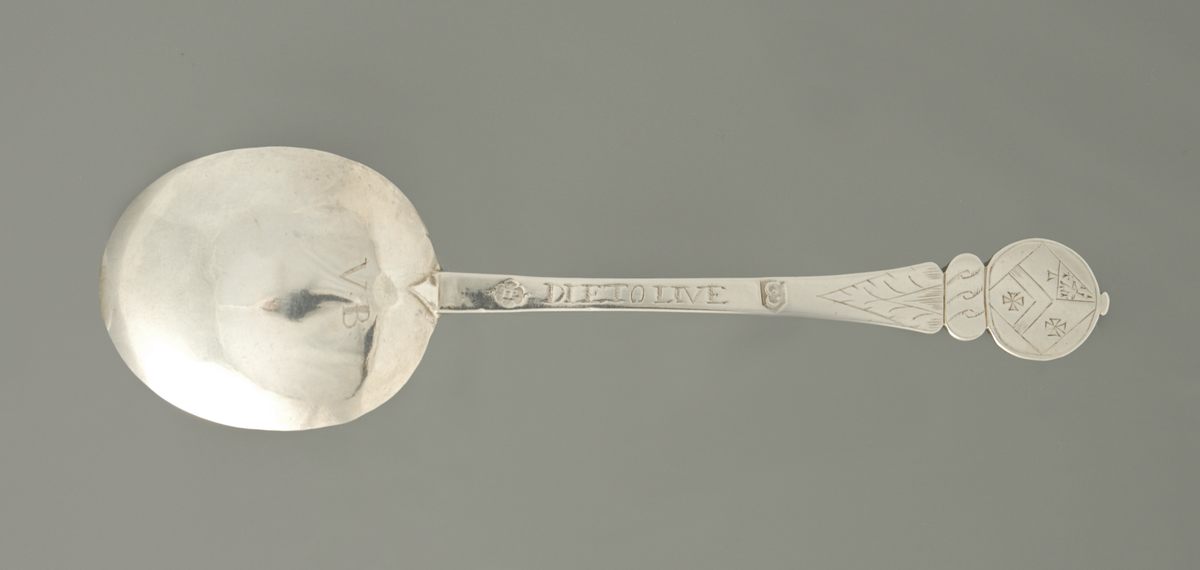 Note the Strickland coat of arms at the top of the stem.