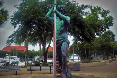 Neptune keeps time, as long as the sun is shining