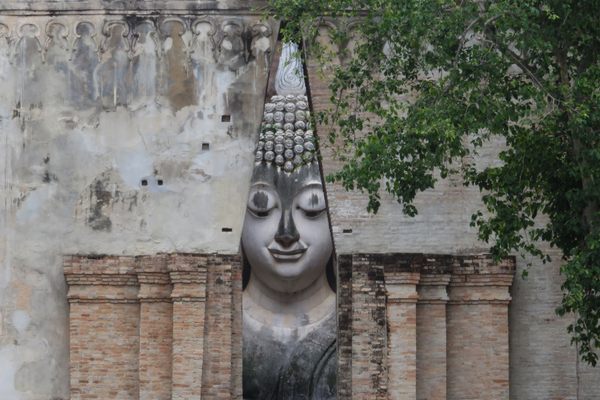 Phra Achana.